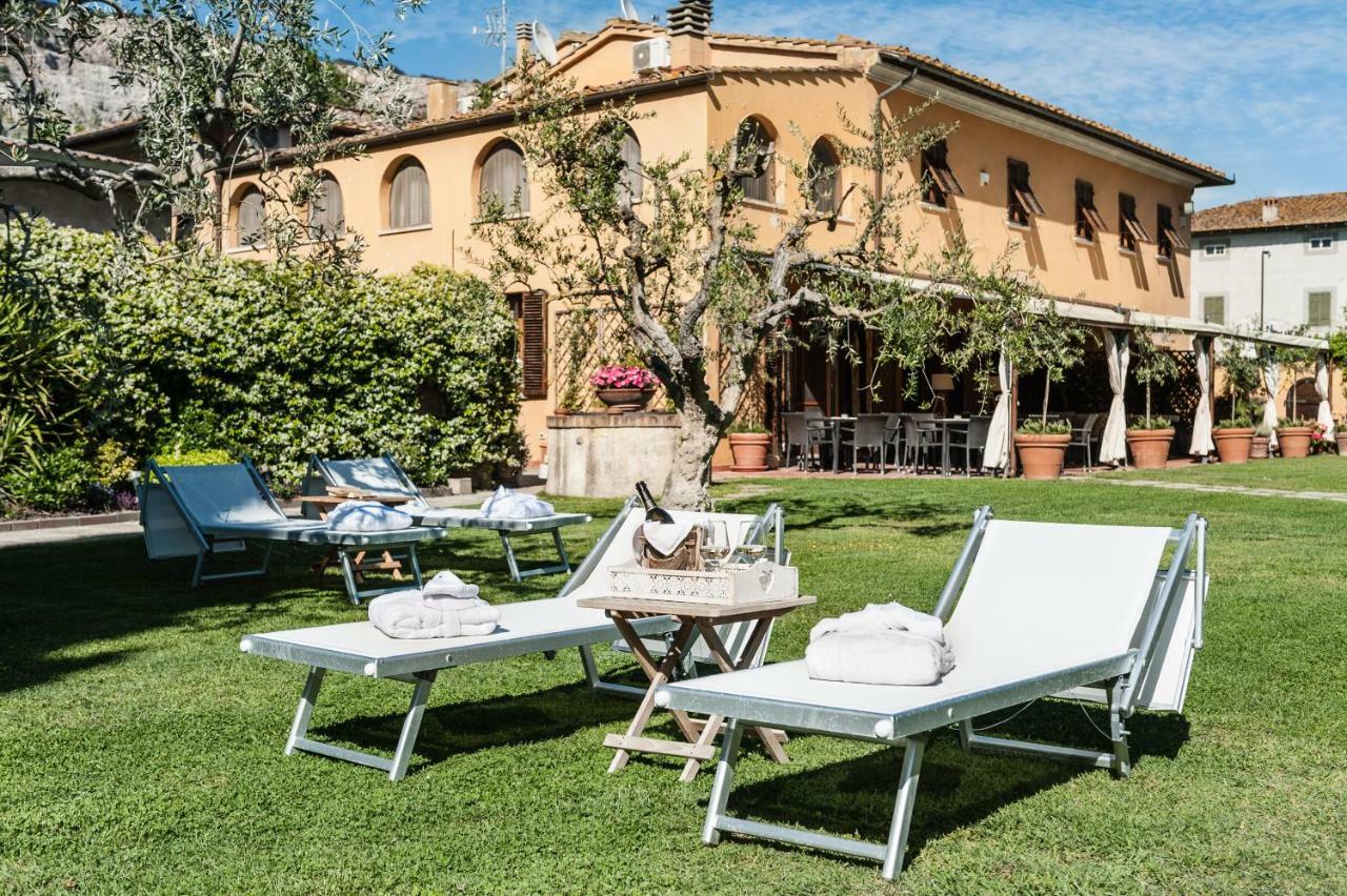 Giardino Della Pieve Relais- Adult Only Hotel Cascina Luaran gambar