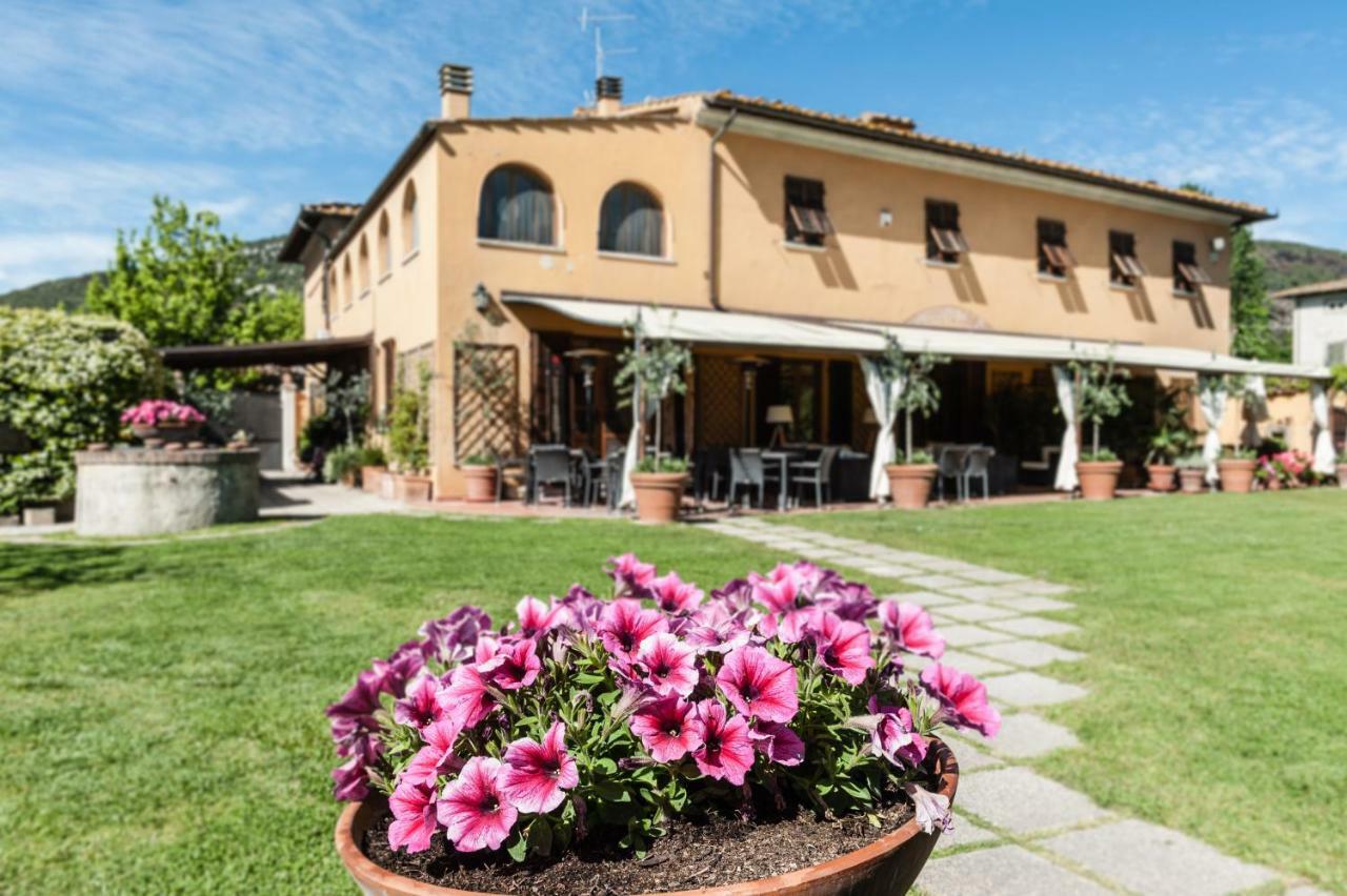 Giardino Della Pieve Relais Hotel Cascina Luaran gambar